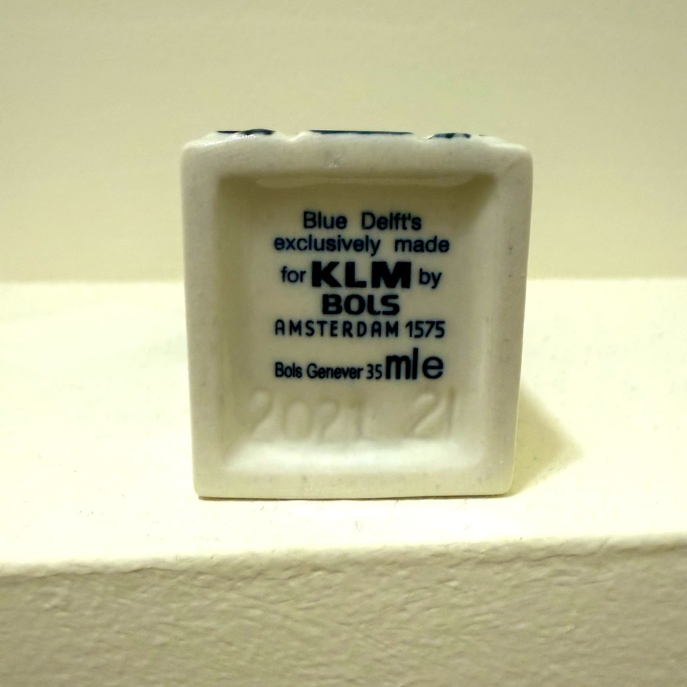 Canel house Blue Delft's # 21 KLM by BOLS AMSTERDAM
Ceramic Empty Bottle. - Picture 4 of 4